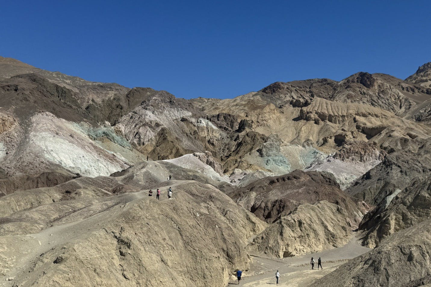 Death Valley, Seven Magic Mountains & Welcome Sign Las Vegas: Guided Tour - Photo 1 of 7